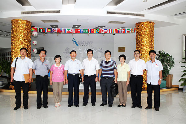 朝鲜科学院蘑菇研究中心代表团访问安惠公司